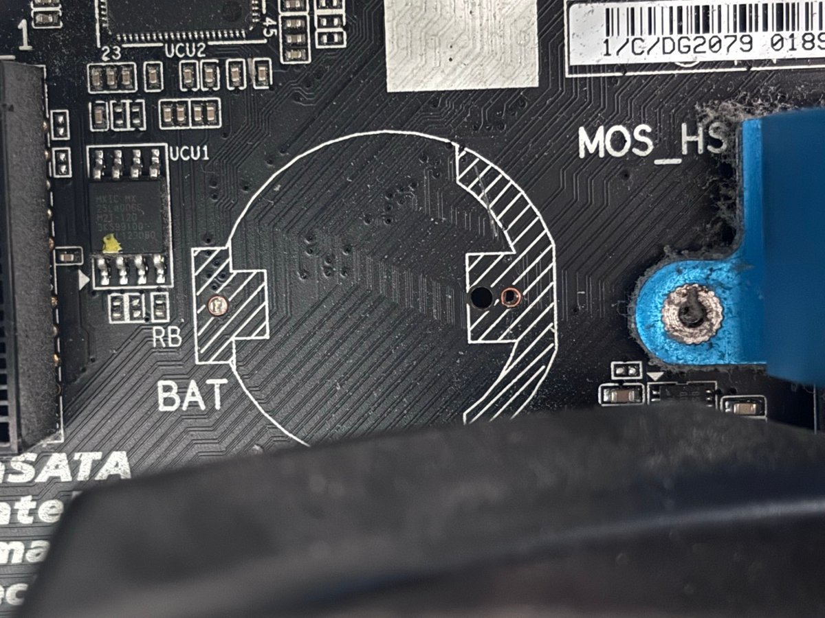 CMOS battery seat detached
